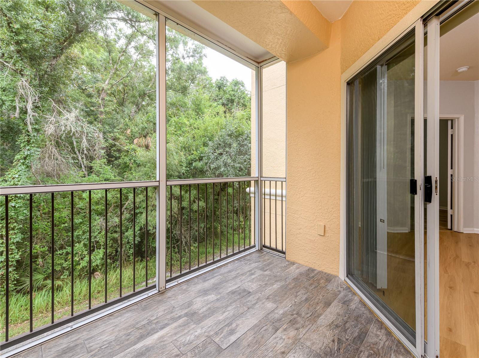 OXFORD PLACE AT TAMPA PALMS A - Residential Lease