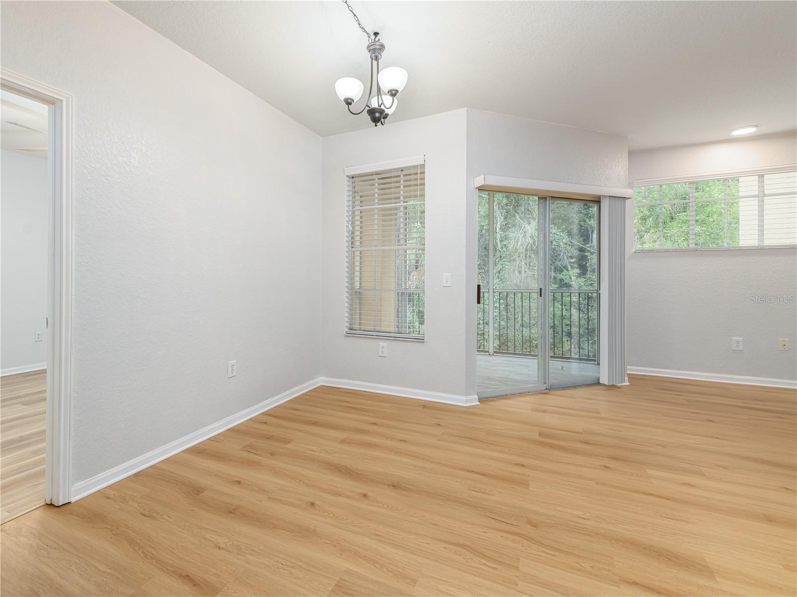 OXFORD PLACE AT TAMPA PALMS A - Residential Lease