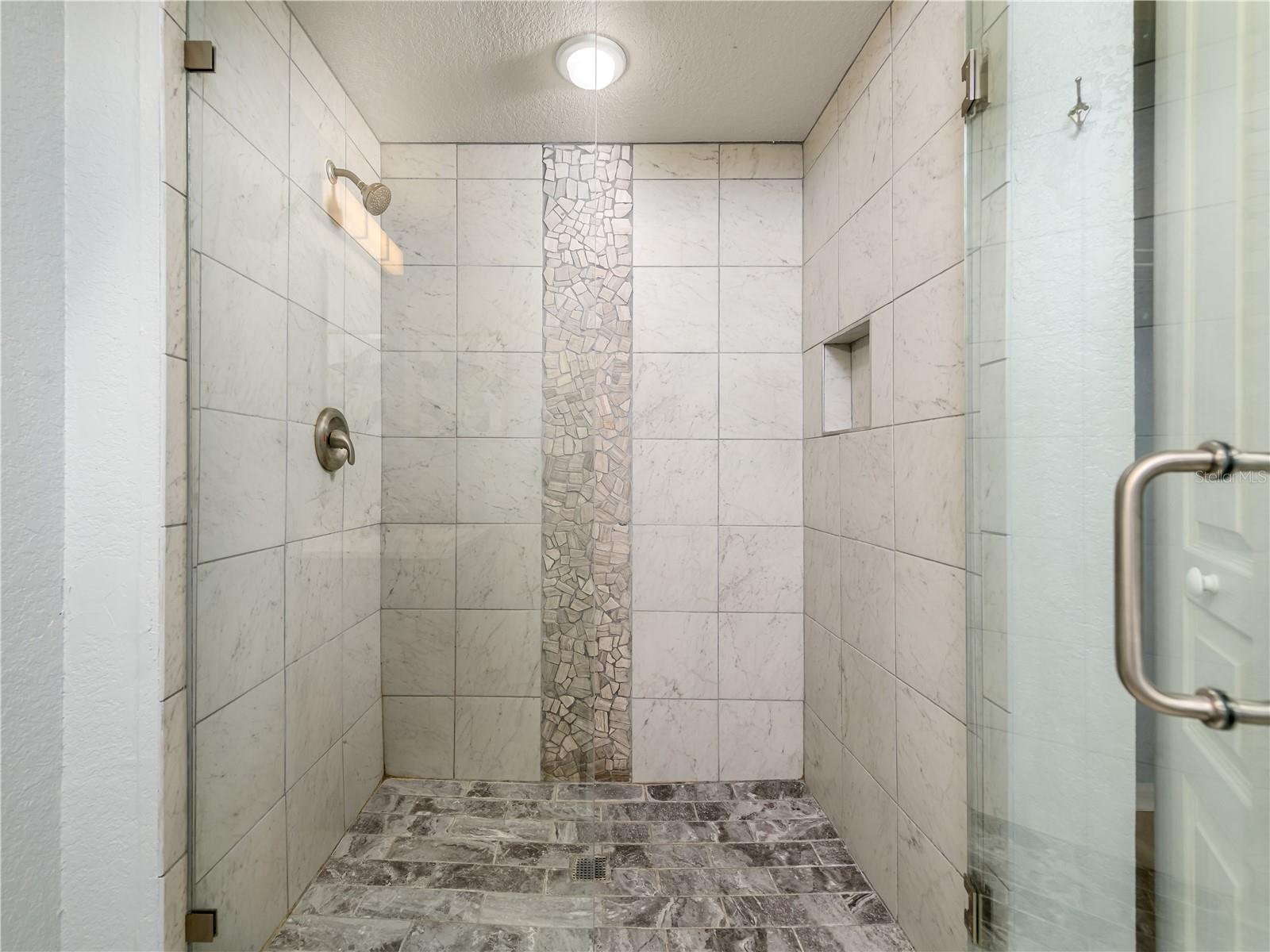 OXFORD PLACE AT TAMPA PALMS A - Residential Lease