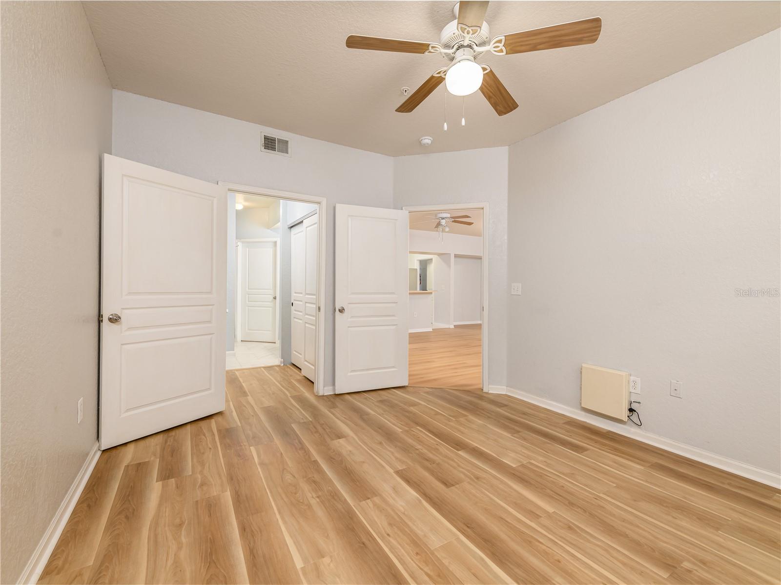 OXFORD PLACE AT TAMPA PALMS A - Residential Lease
