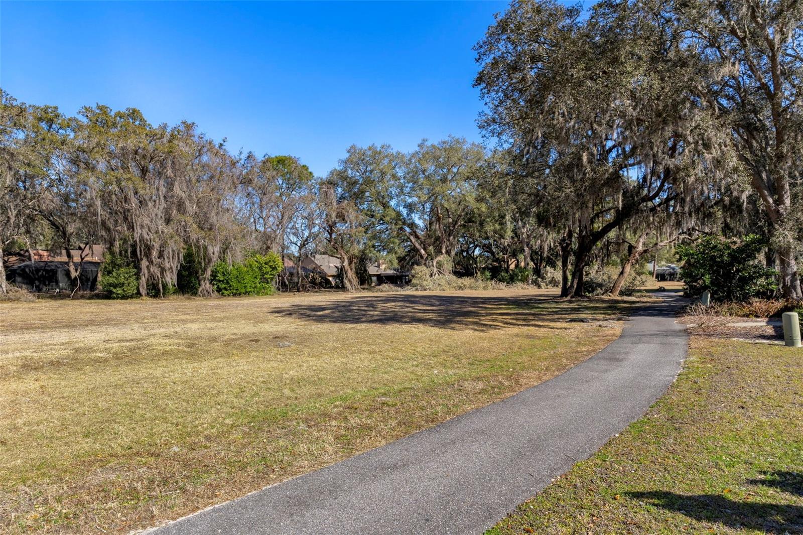 WHISPERING OAKS ESTATES PHASE 1-D - Residential