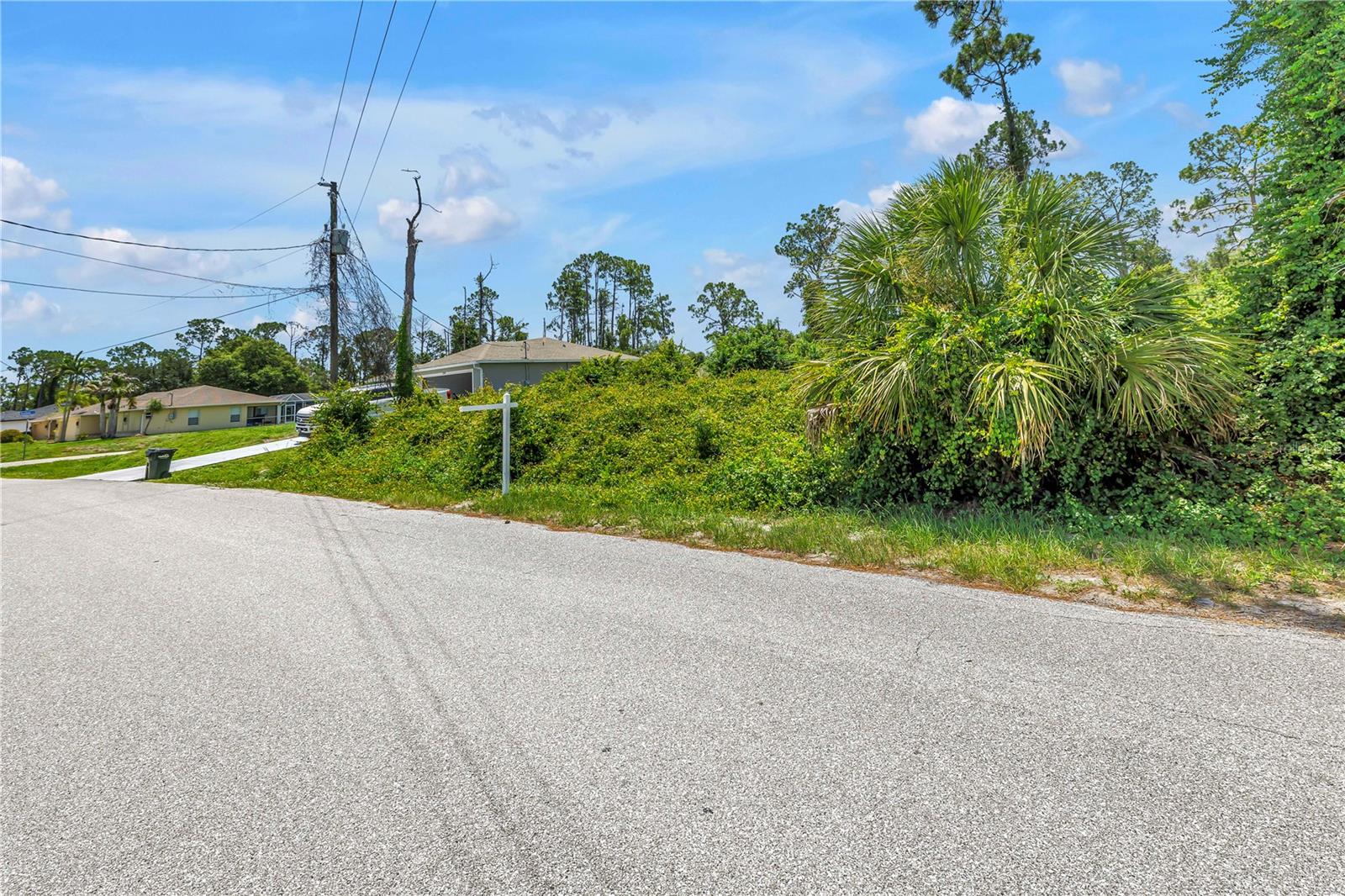 PORT CHARLOTTE SUB 33 - Land