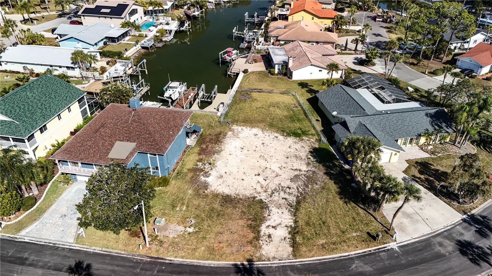 GULF HARBORS WOODLANDS - Land