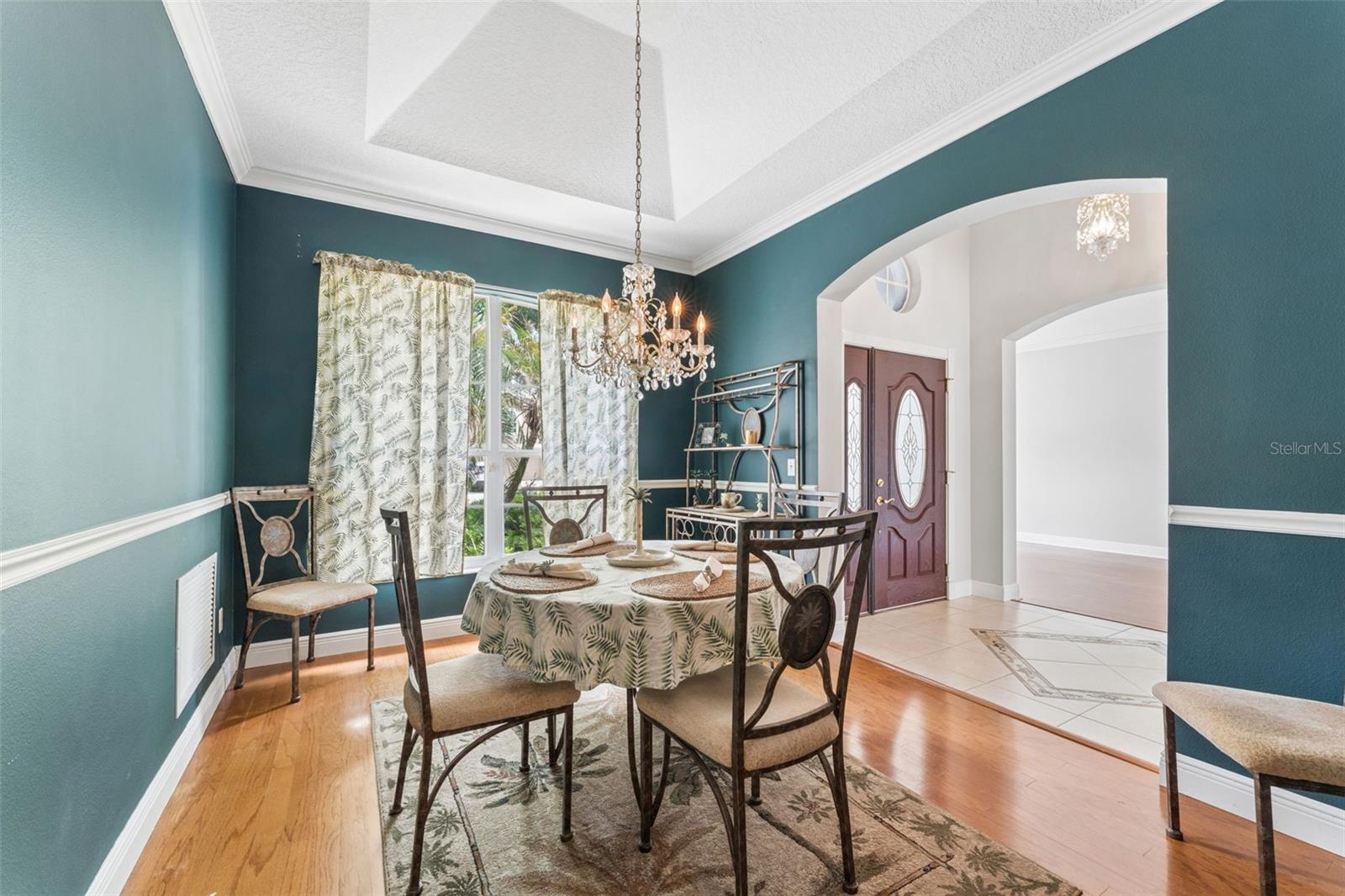 ALOMA WOODS PH 5 - Residential