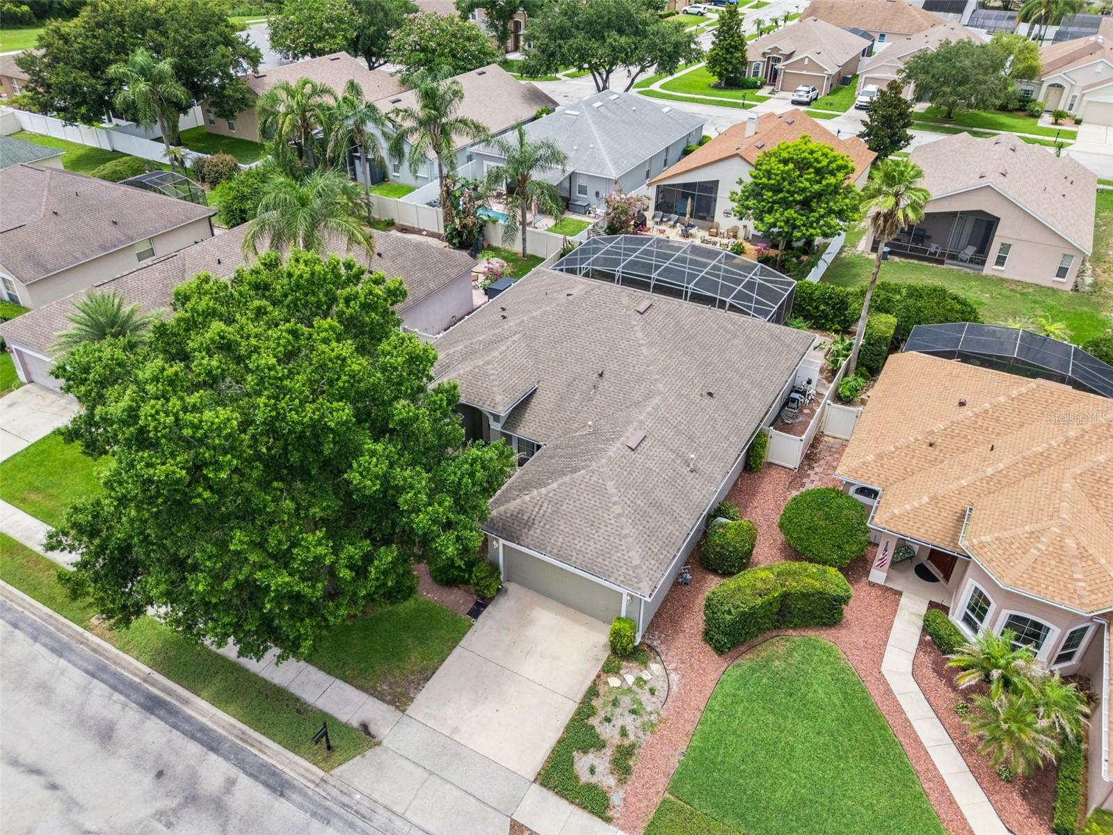 ALOMA WOODS PH 5 - Residential