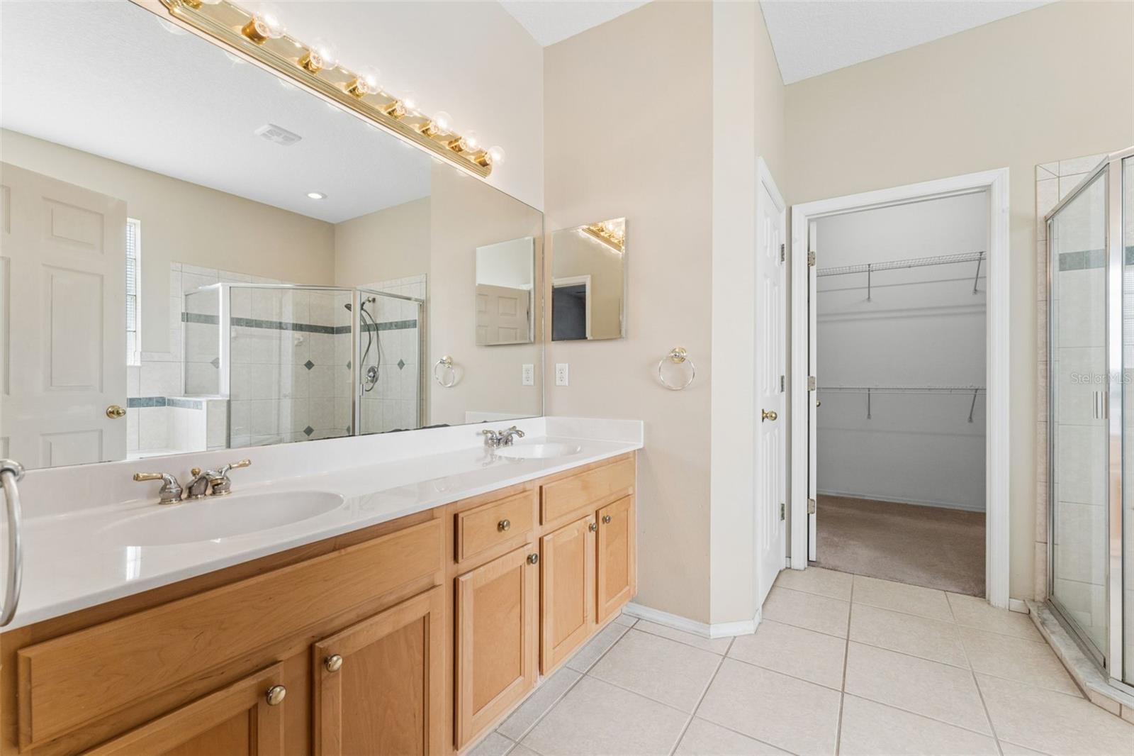 ALOMA WOODS PH 5 - Residential