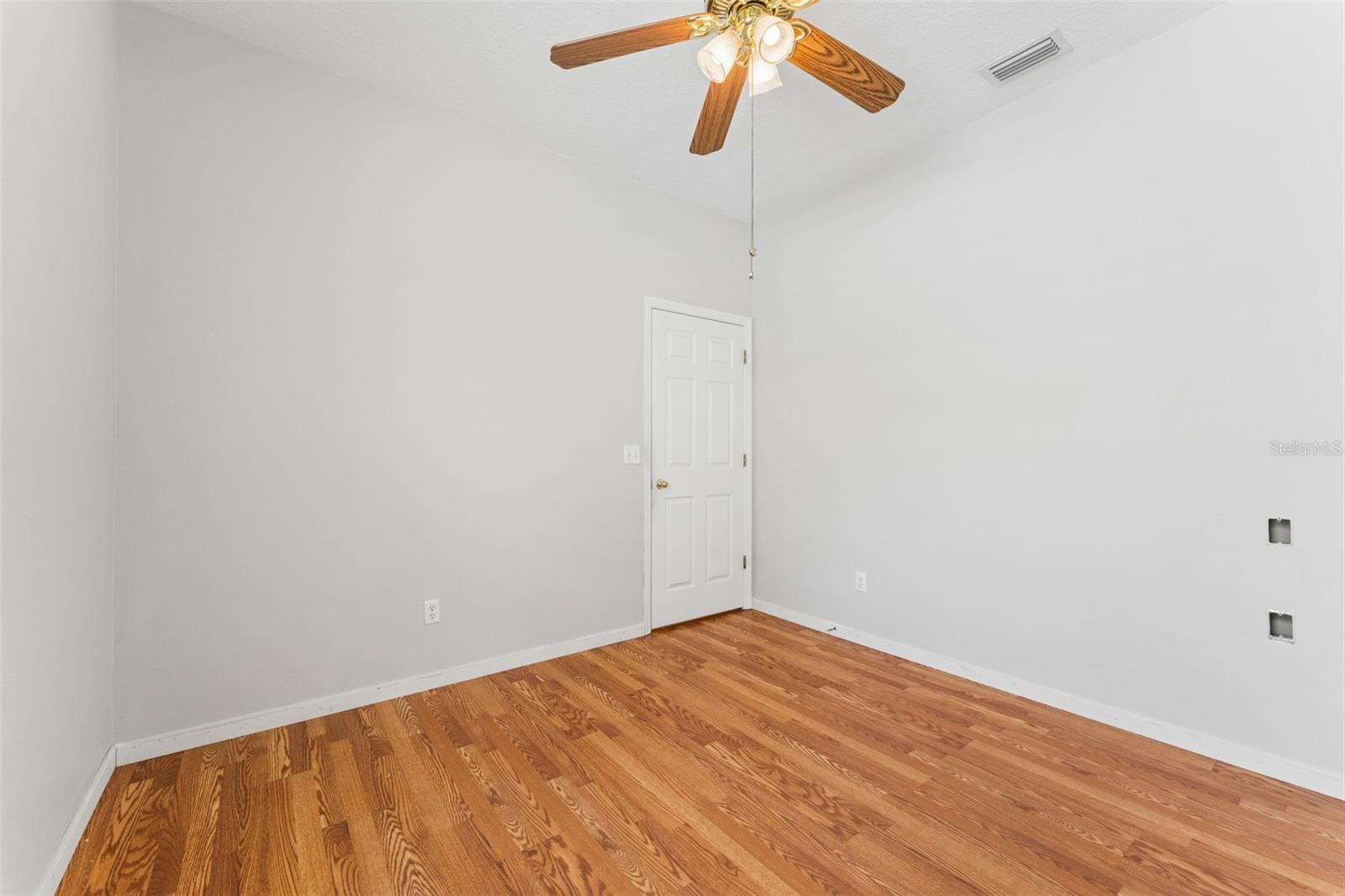 ALOMA WOODS PH 5 - Residential