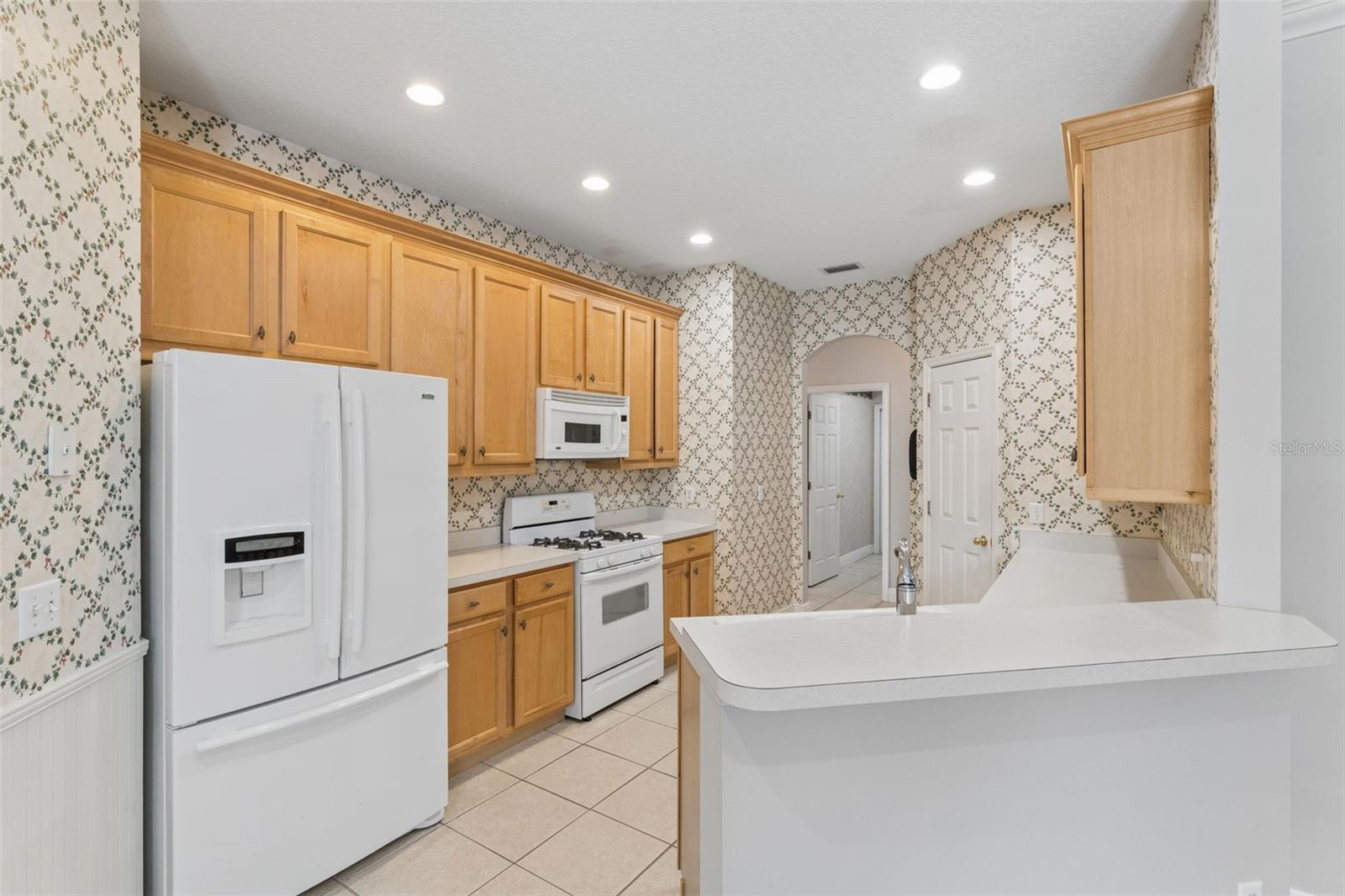 ALOMA WOODS PH 5 - Residential