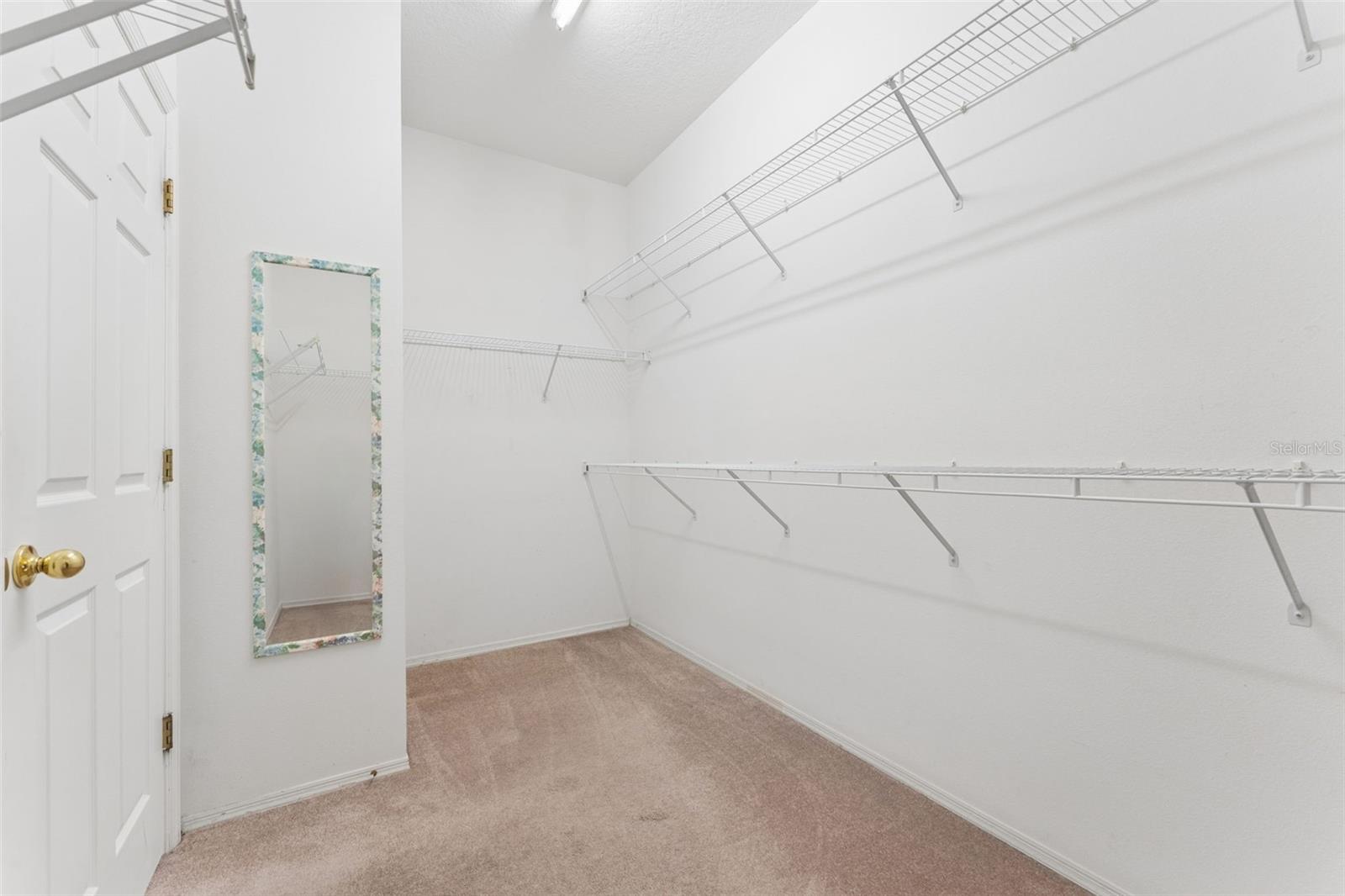 ALOMA WOODS PH 5 - Residential