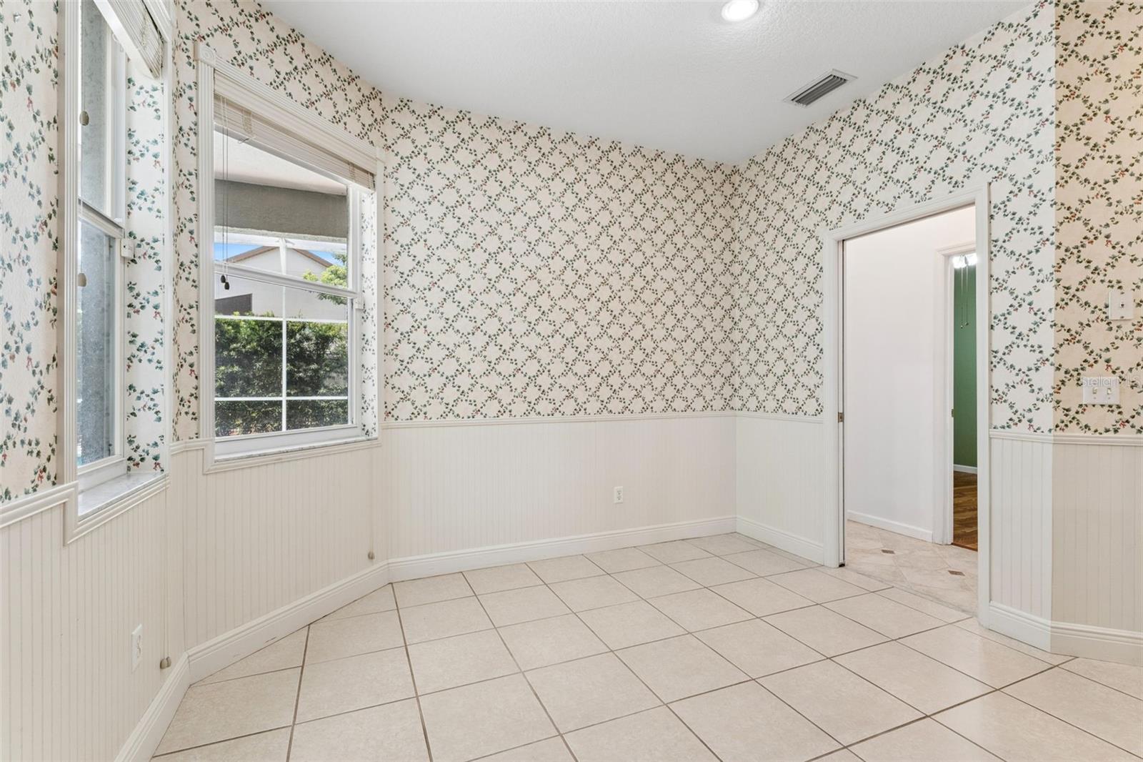 ALOMA WOODS PH 5 - Residential