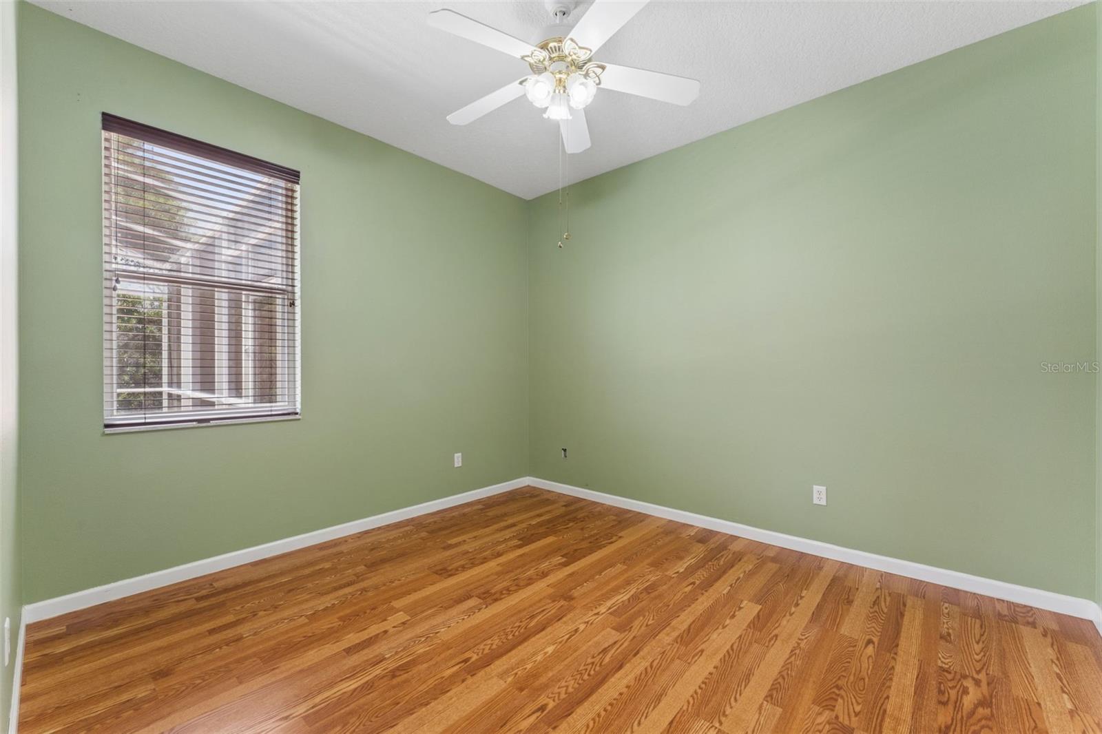 ALOMA WOODS PH 5 - Residential