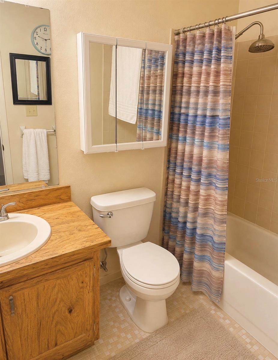 TOWNHOMES OF LAKE SEMINOLE - Residential