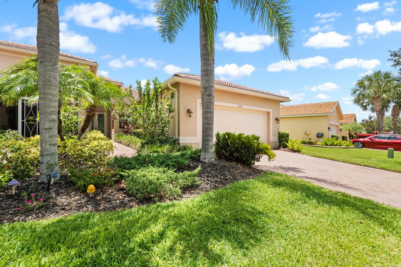 VALENCIA LAKES TR MM PH - Residential
