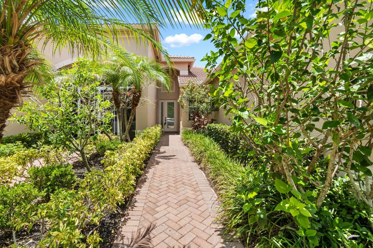 VALENCIA LAKES TR MM PH - Residential
