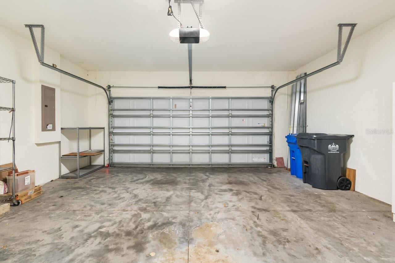 VALENCIA LAKES TR MM PH - Residential