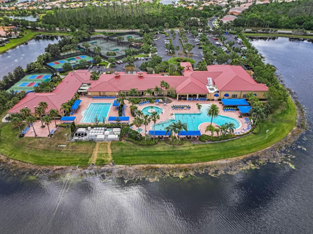 VALENCIA LAKES TR MM PH - Residential