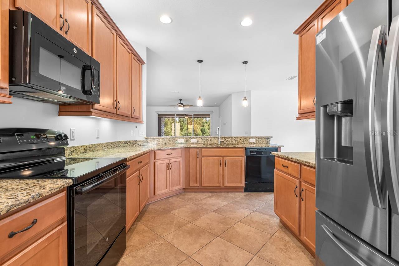 VALENCIA LAKES TR MM PH - Residential