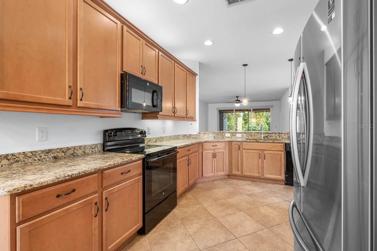 VALENCIA LAKES TR MM PH - Residential