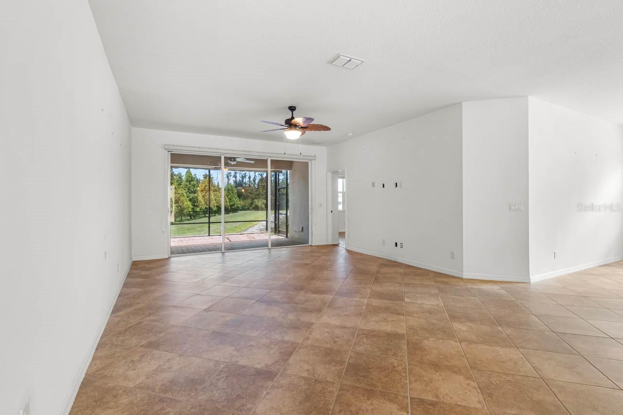 VALENCIA LAKES TR MM PH - Residential