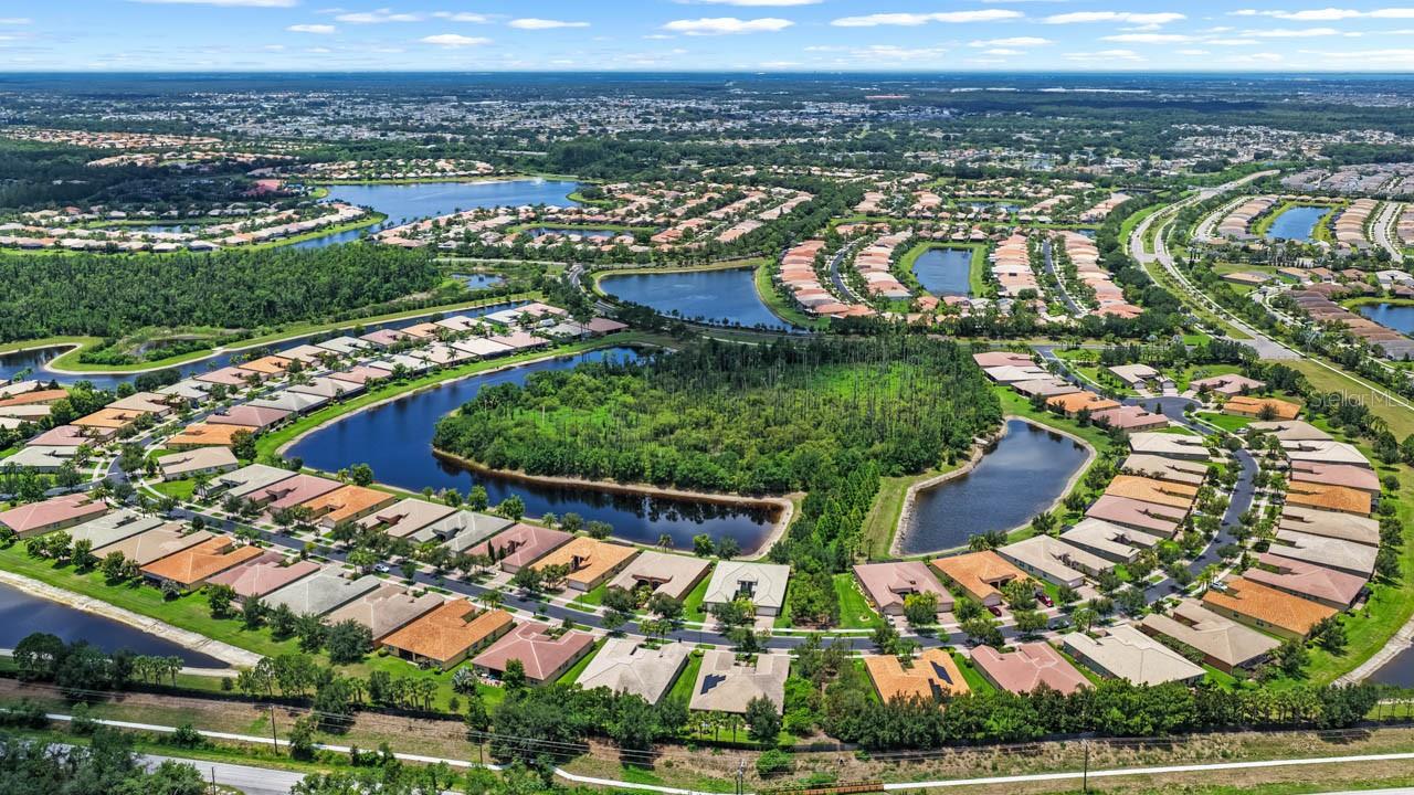 VALENCIA LAKES TR MM PH - Residential