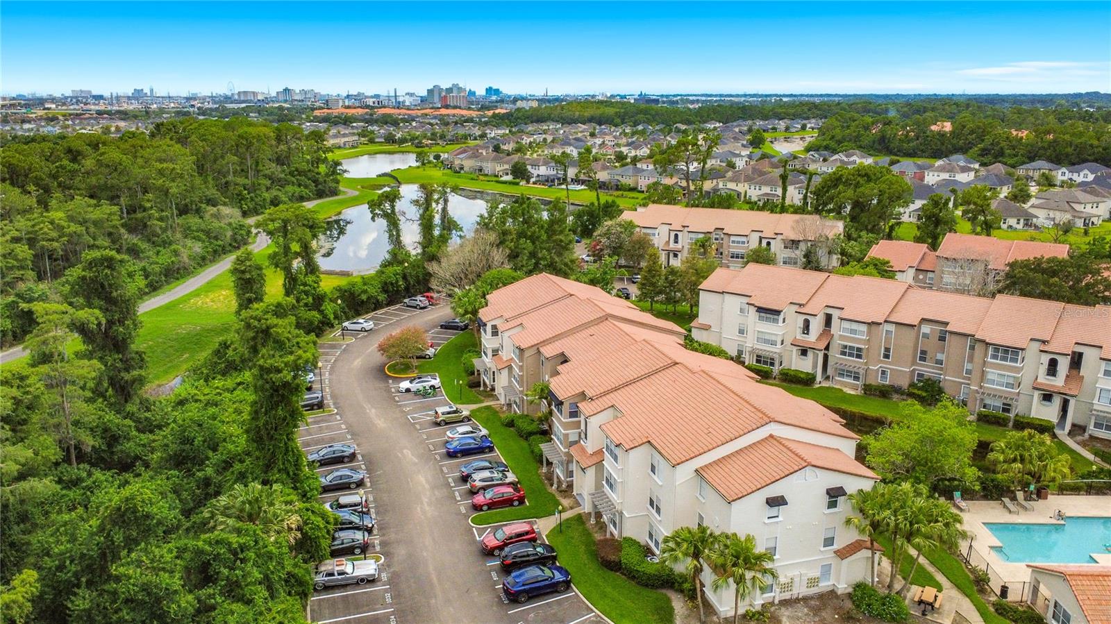 RESIDENCES/MILLENIA - Residential