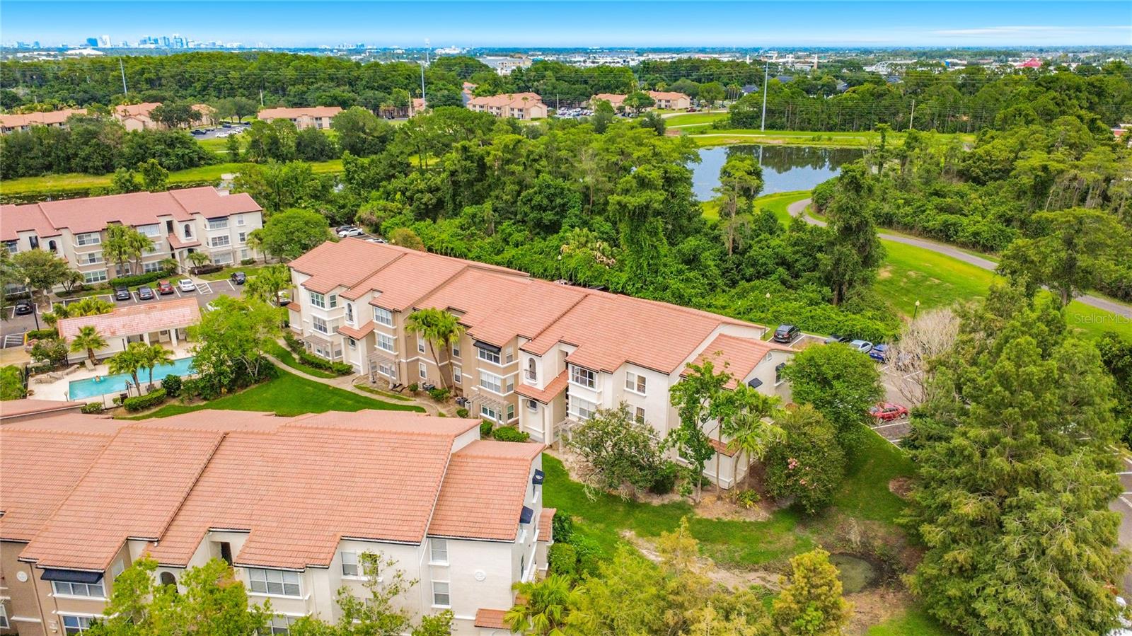 RESIDENCES/MILLENIA - Residential
