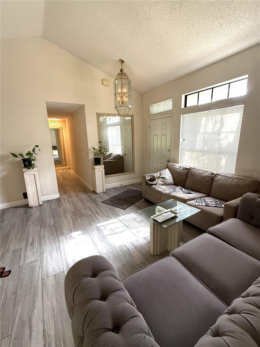 SUMMER WOODS - Residential