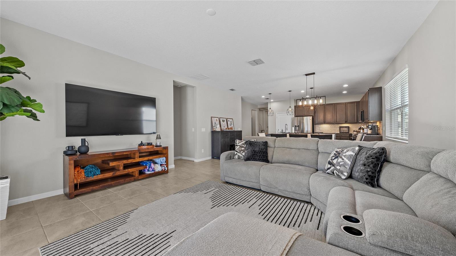 COMPASS LNDG PH - Residential