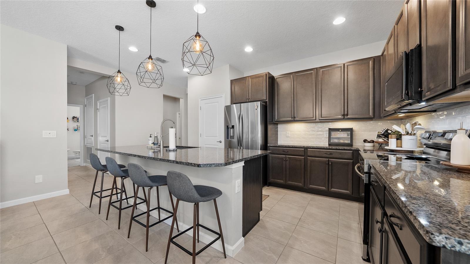 COMPASS LNDG PH - Residential