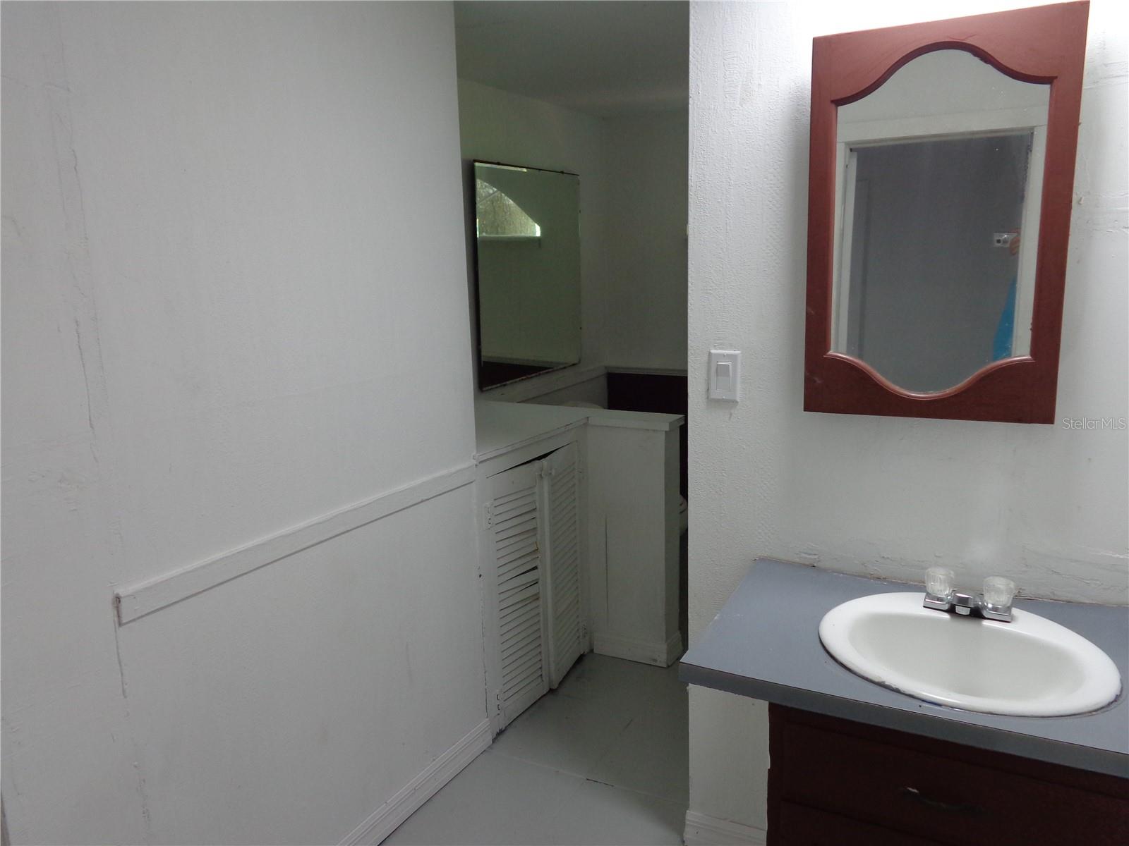 MEADOWS UN 03 - Residential