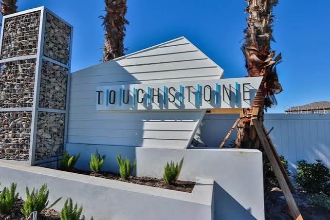TOUCHSTONE PH 2 - Residential Lease