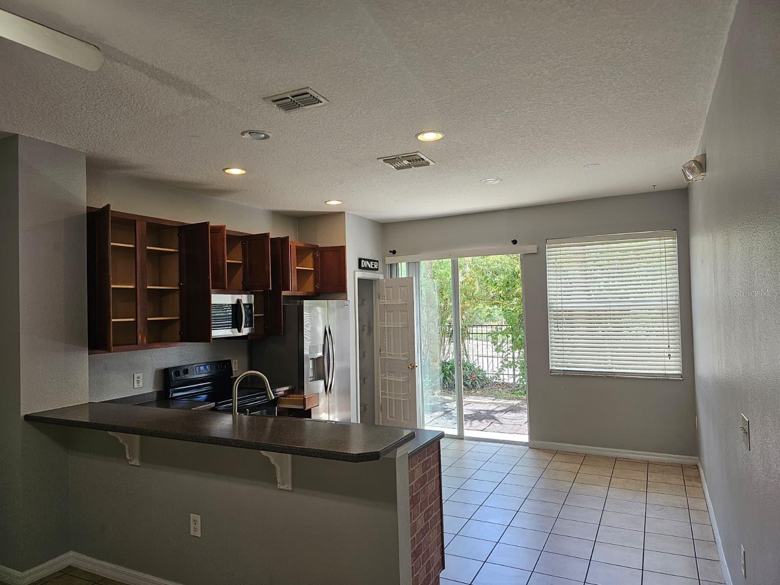 COMPASS BAY UNIT 1 - Residential Lease