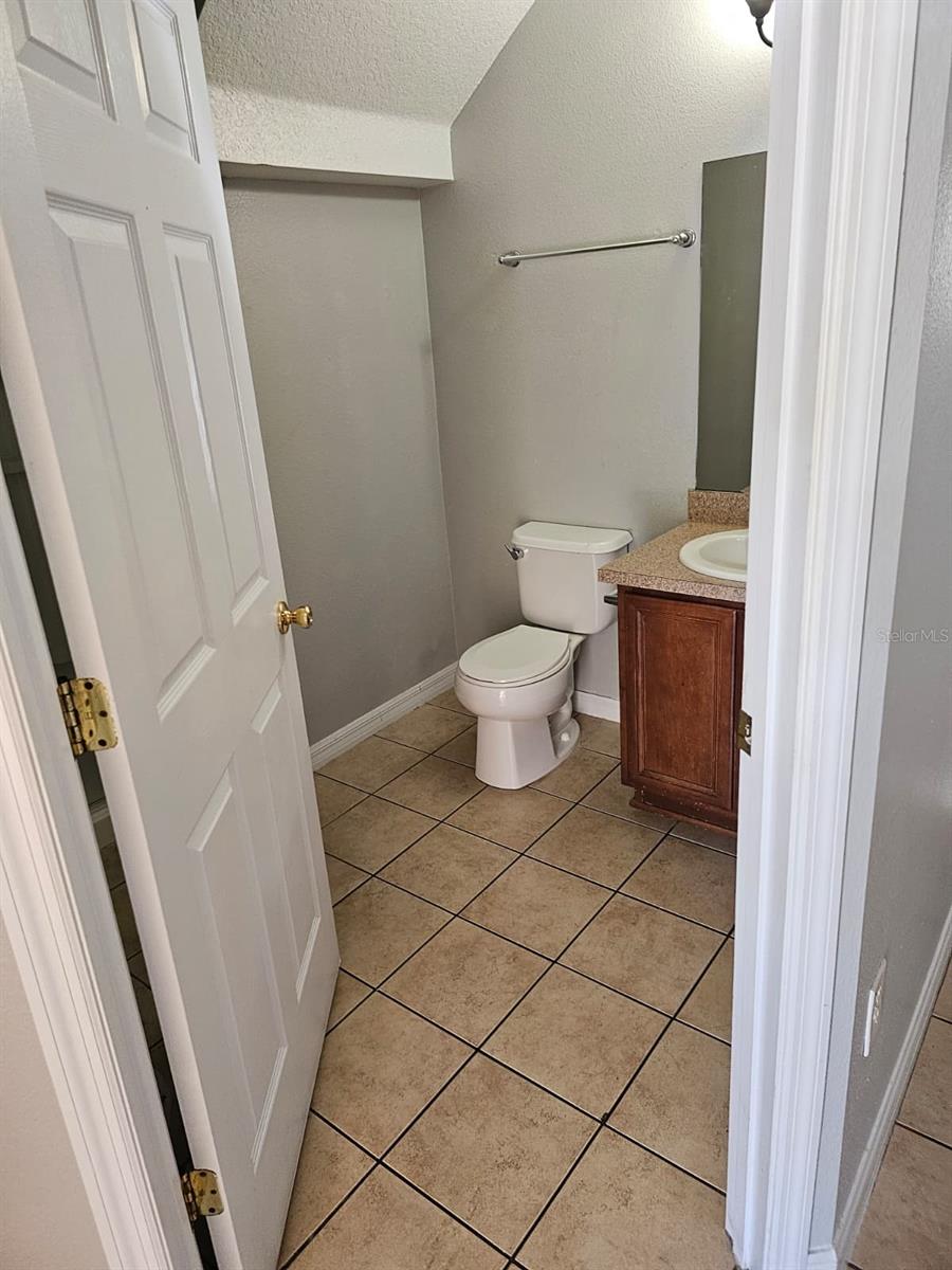COMPASS BAY UNIT 1 - Residential Lease