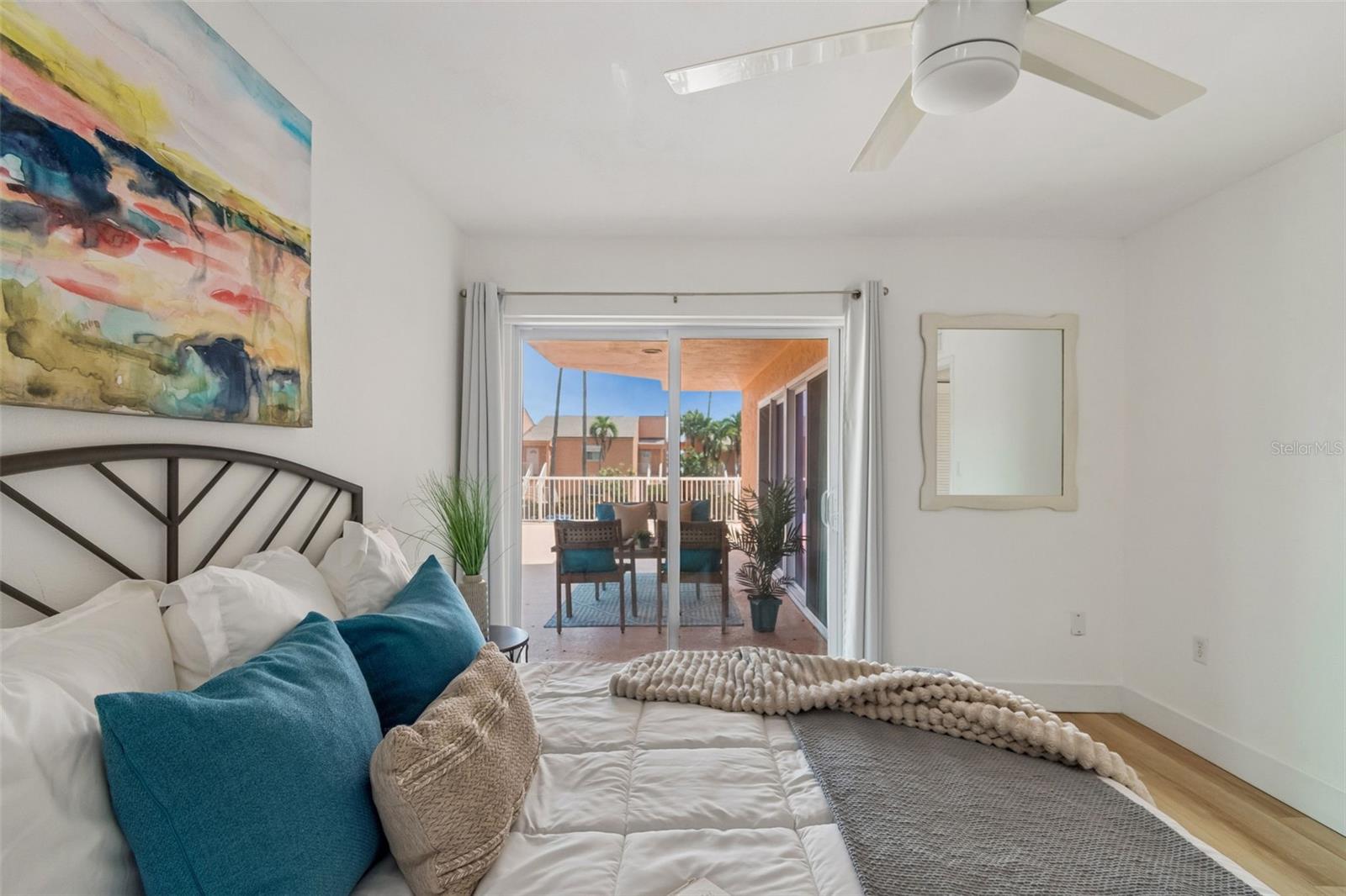SOUTH BAY CONDO - Residential