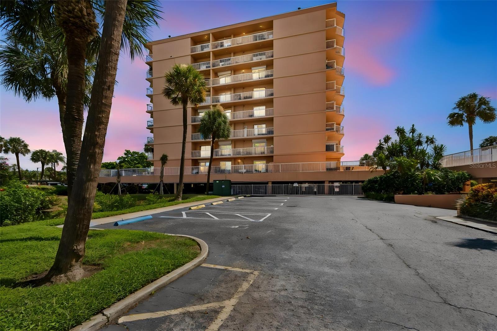 SOUTH BAY CONDO - Residential