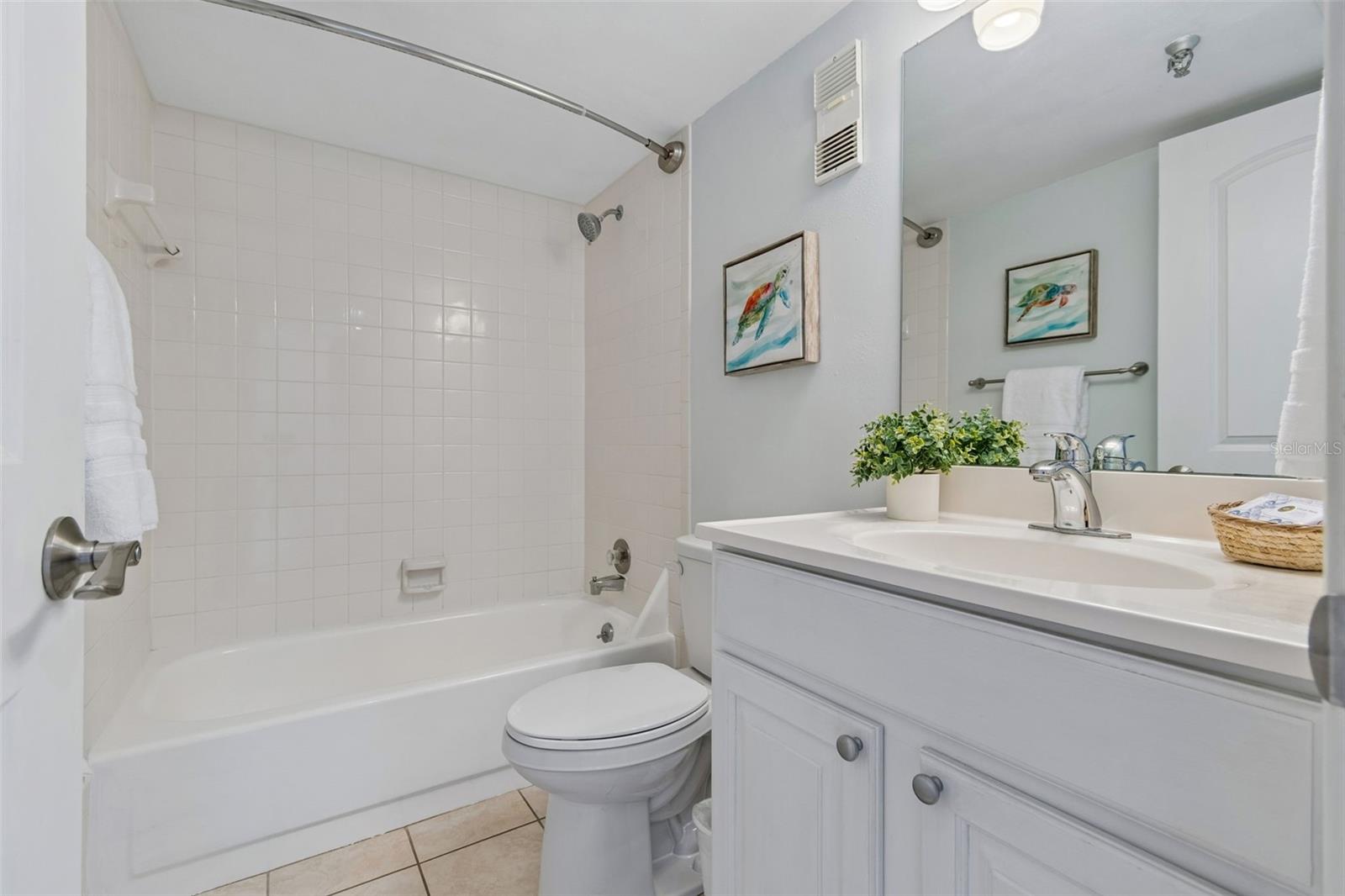 SOUTH BAY CONDO - Residential