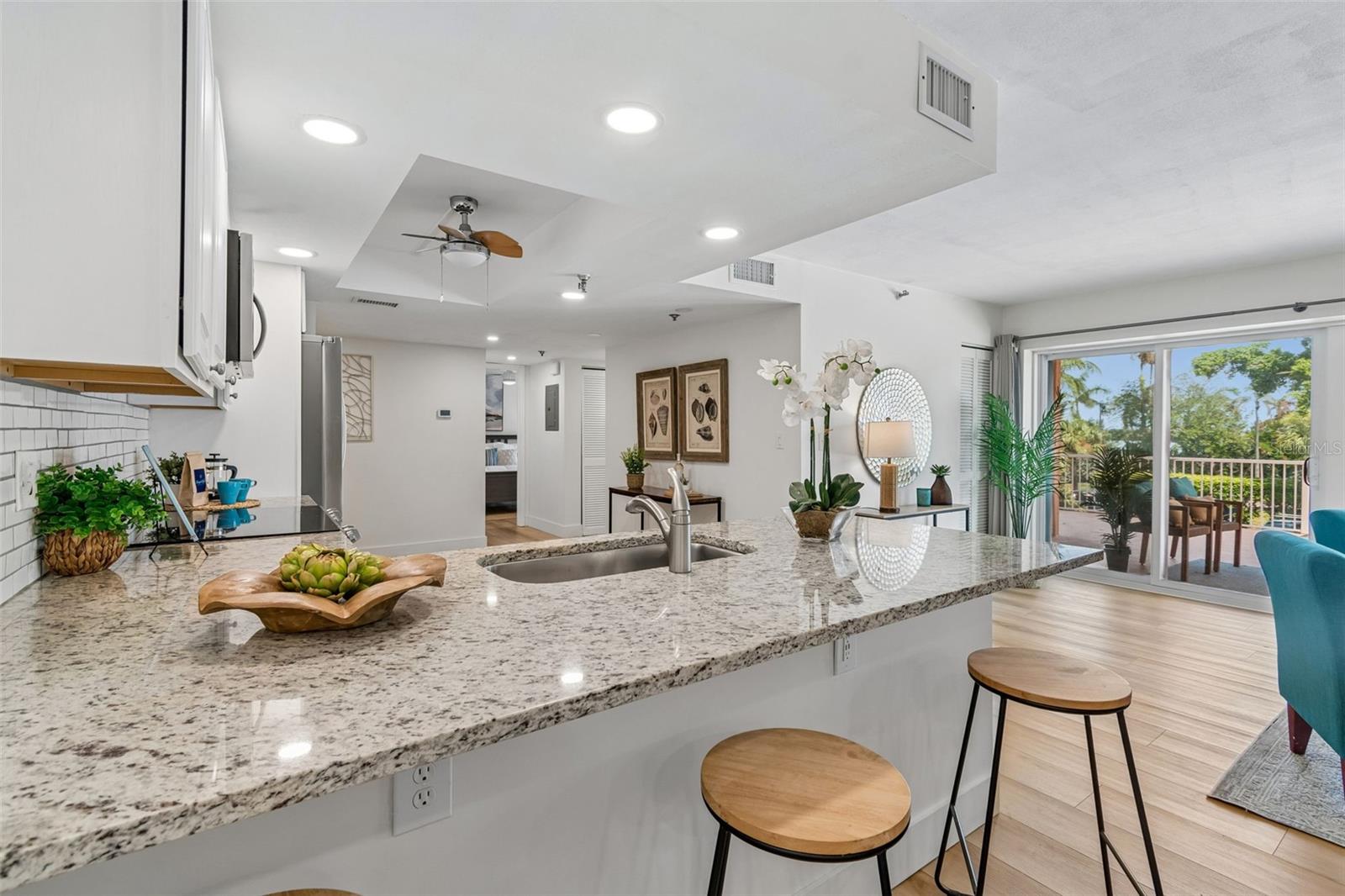 SOUTH BAY CONDO - Residential