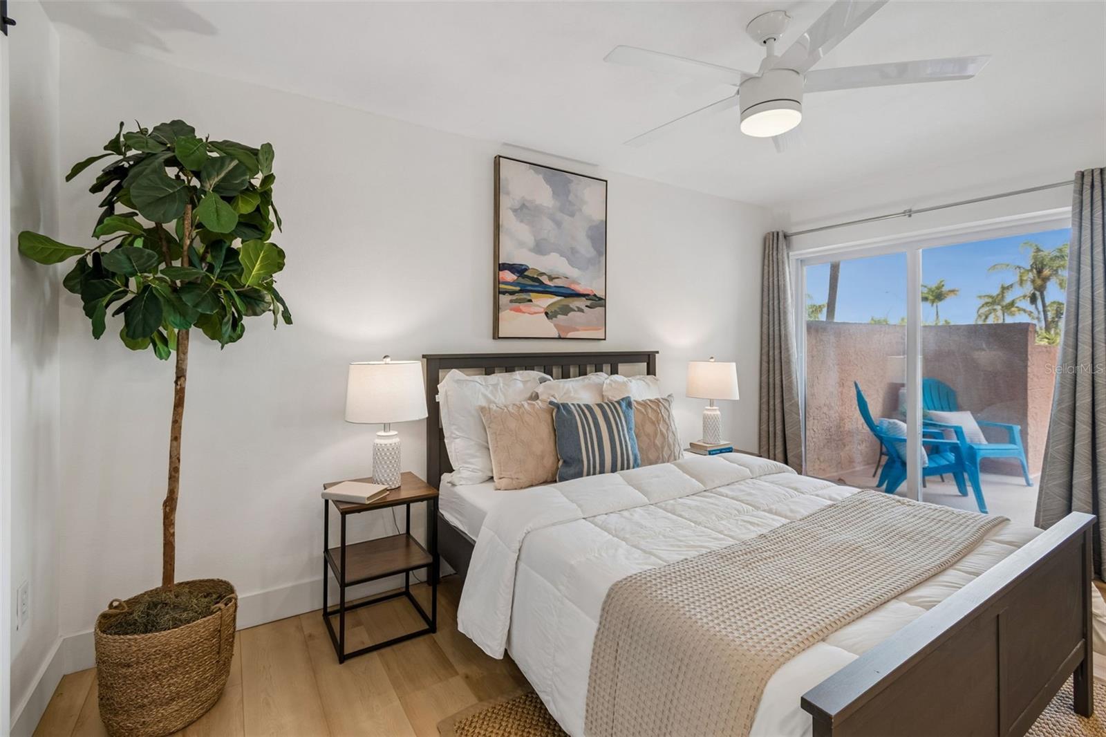 SOUTH BAY CONDO - Residential