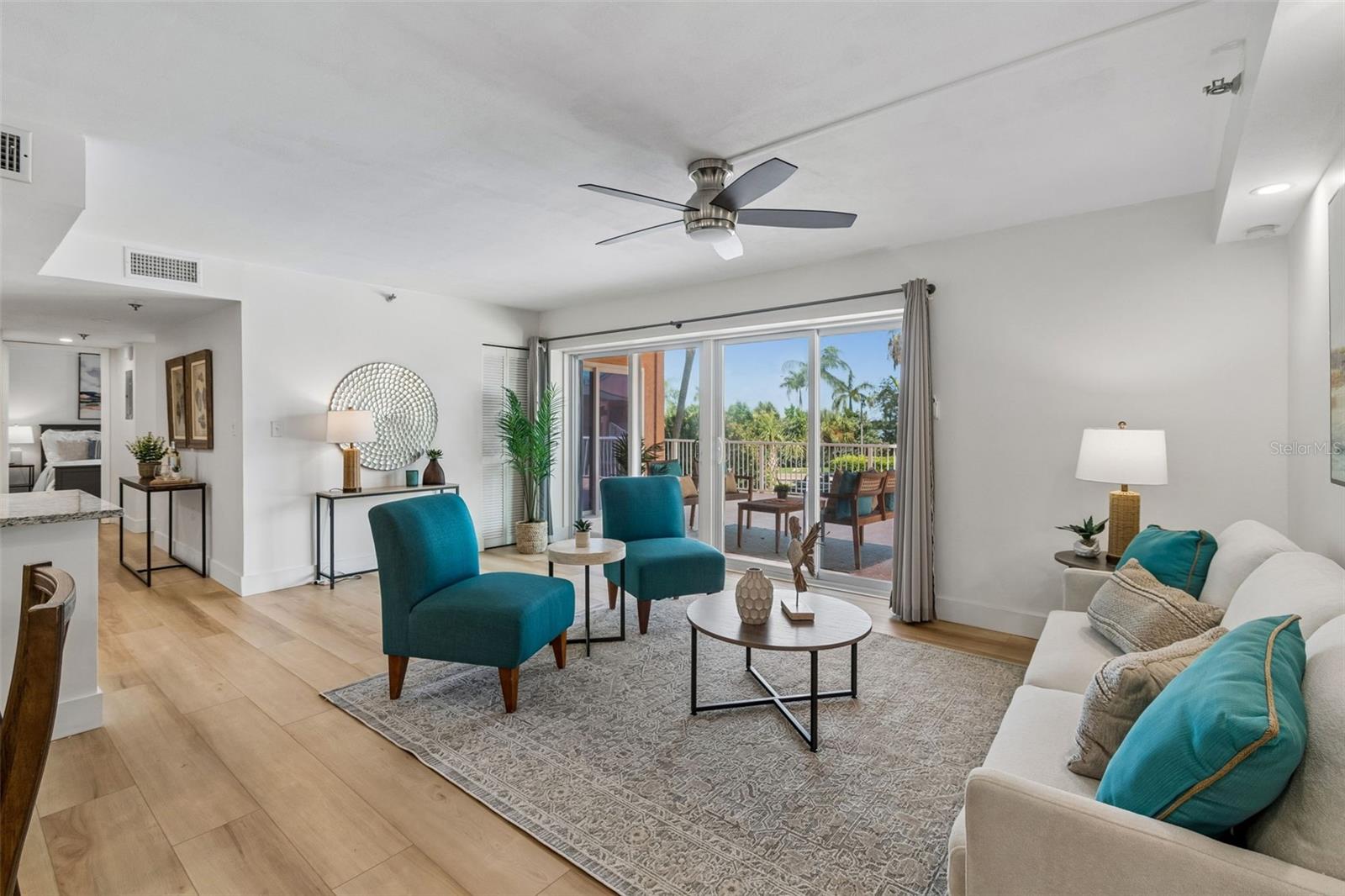 SOUTH BAY CONDO - Residential