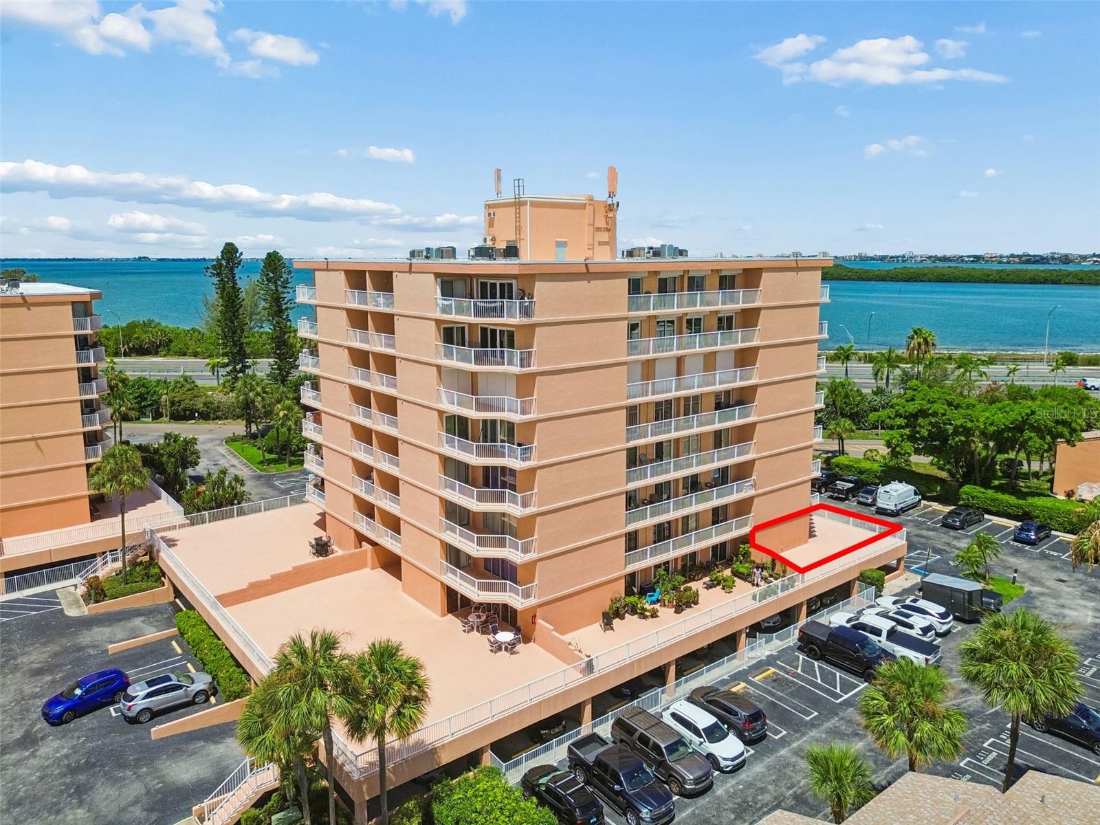 SOUTH BAY CONDO - Residential