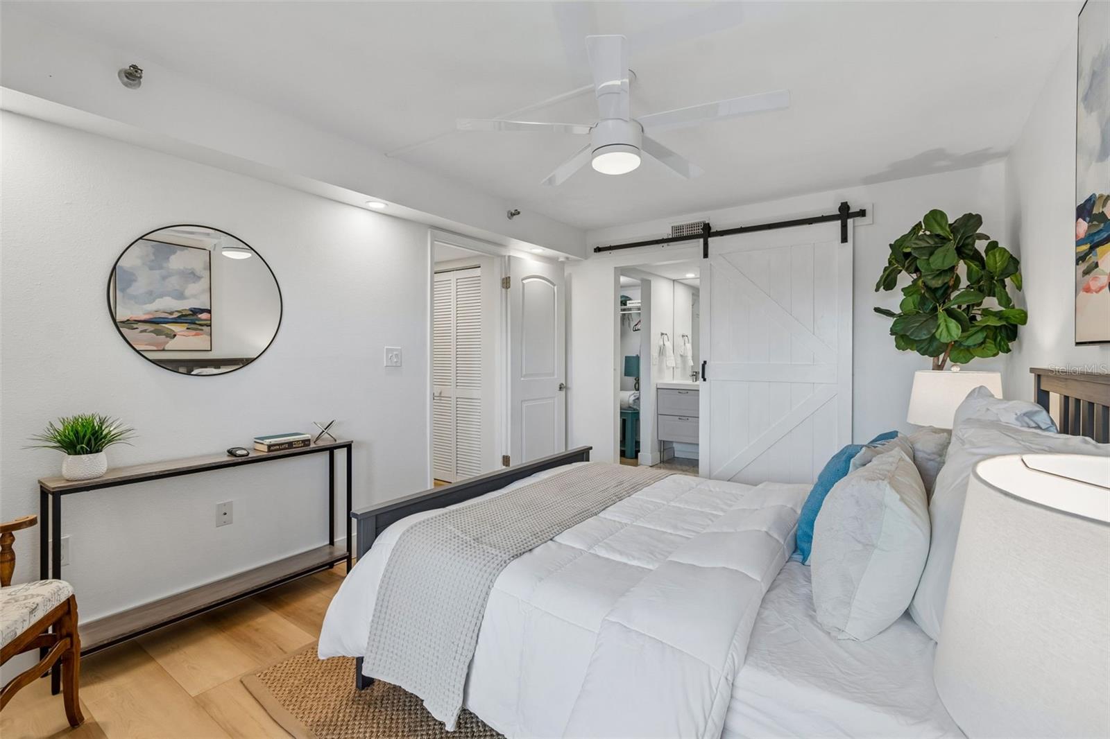SOUTH BAY CONDO - Residential