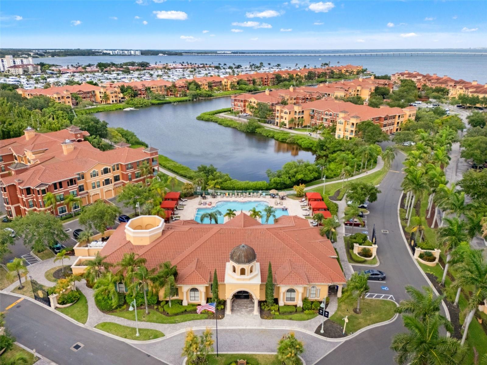 GRAND BELLAGIO AT BAYWATCH CONDO THE - Residential