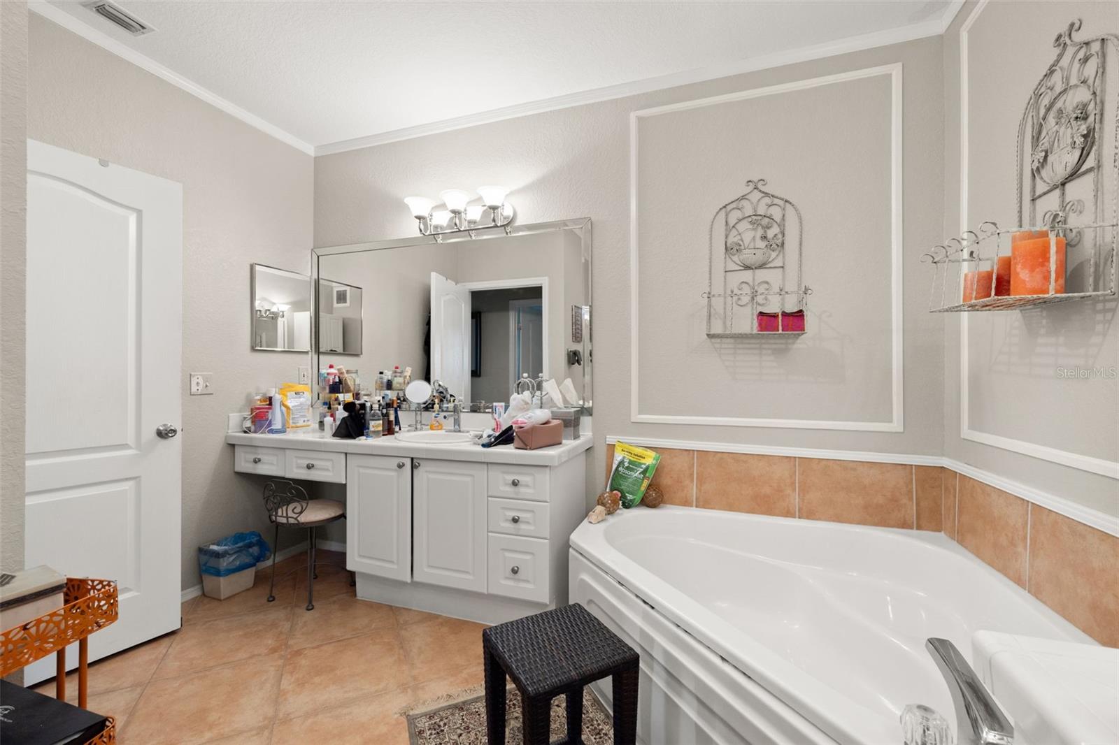 GRAND BELLAGIO AT BAYWATCH CONDO THE - Residential