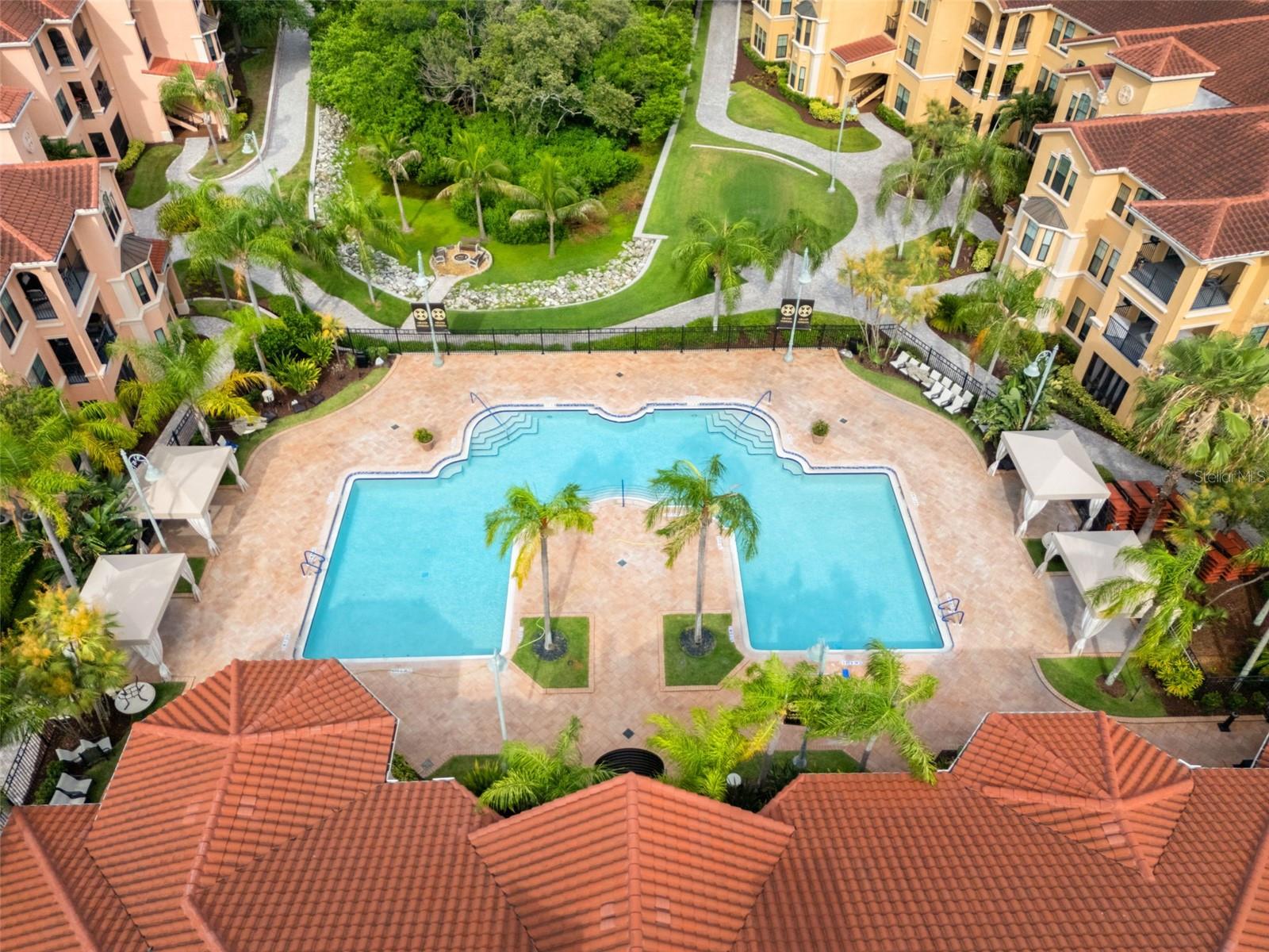 GRAND BELLAGIO AT BAYWATCH CONDO THE - Residential