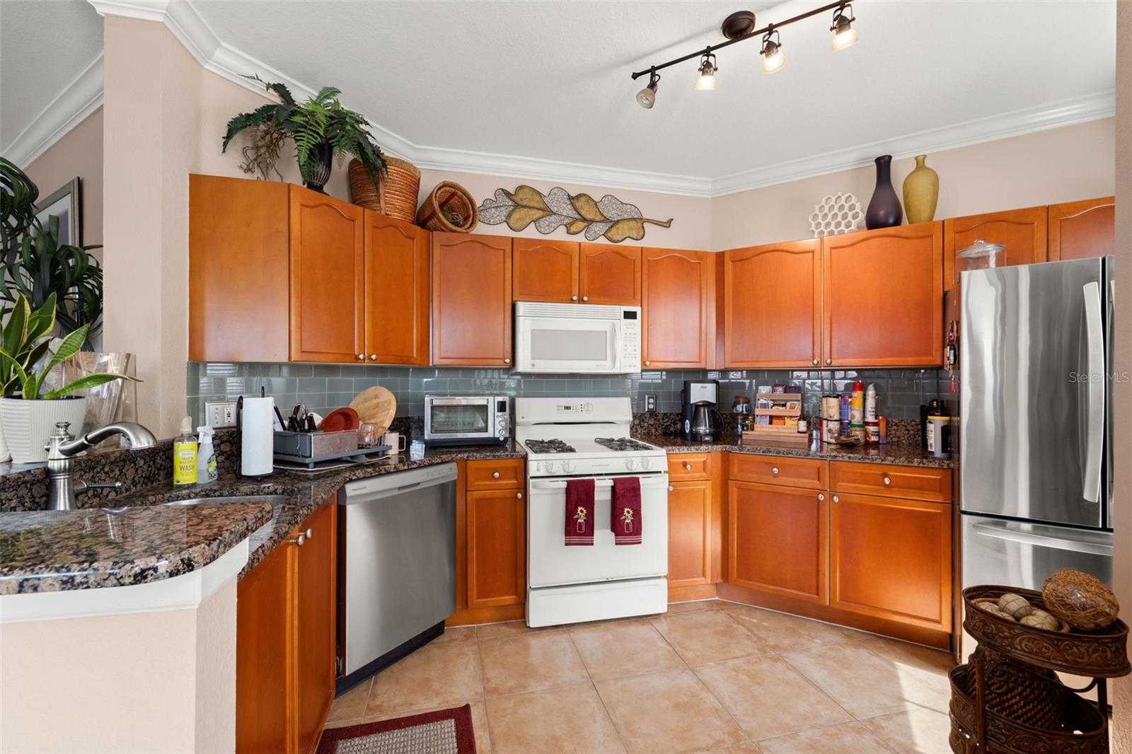 GRAND BELLAGIO AT BAYWATCH CONDO THE - Residential
