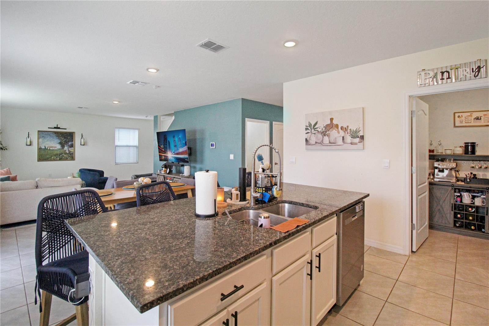 EASTGROVE - Residential