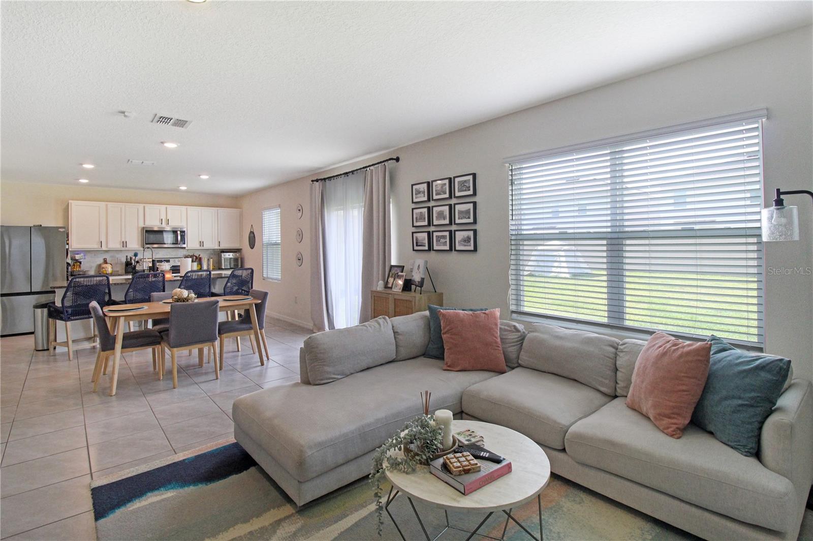 EASTGROVE - Residential