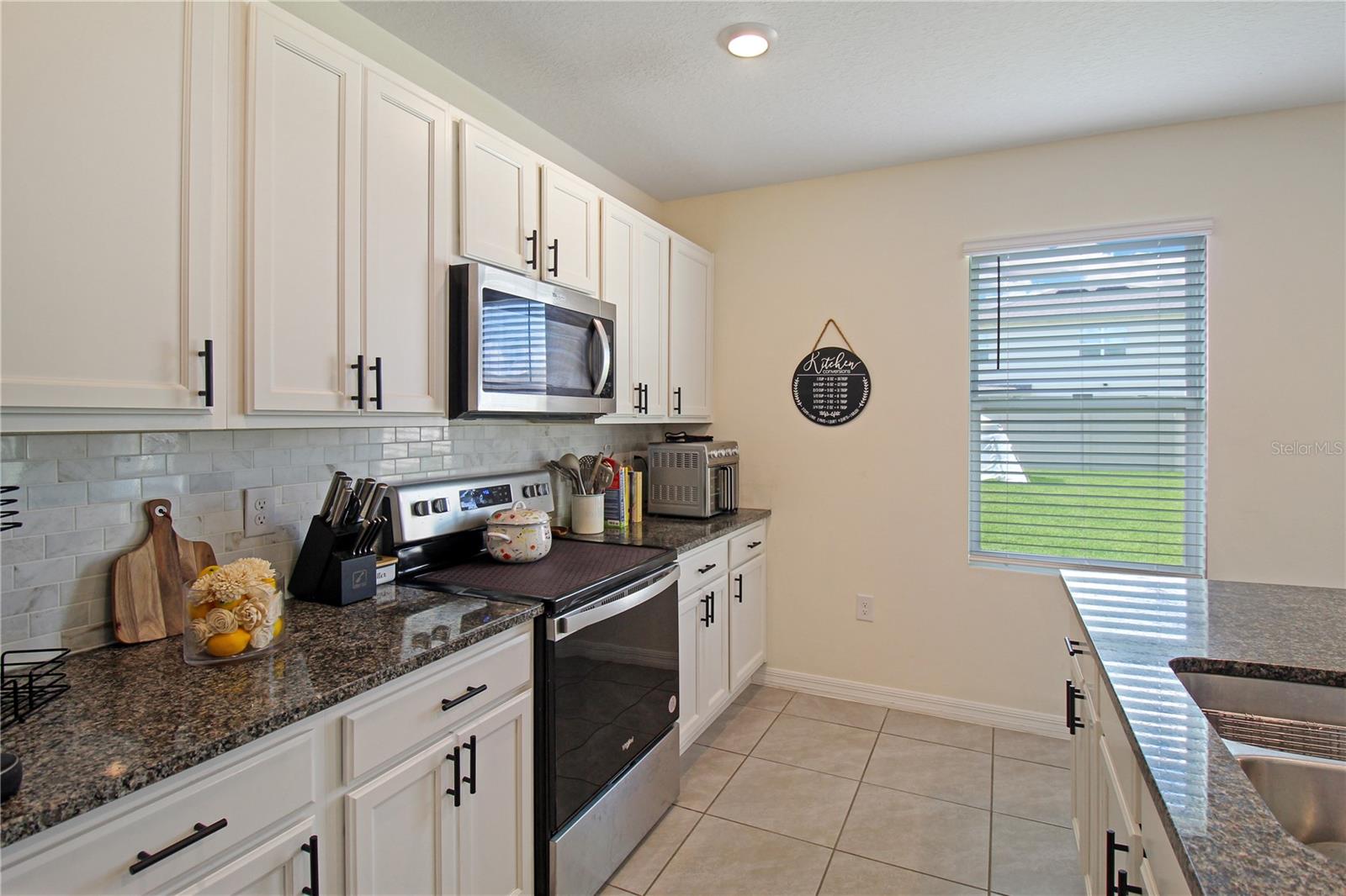 EASTGROVE - Residential