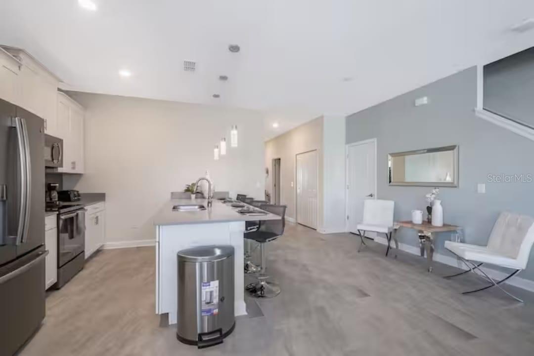 STOREY LAKE PH 3 - Residential