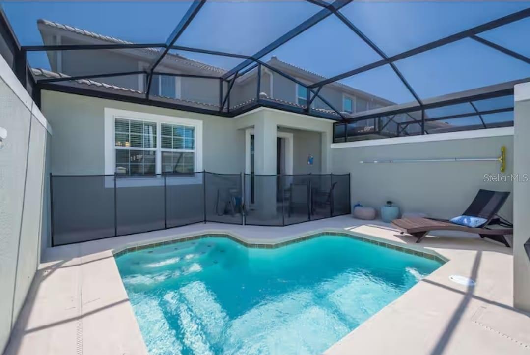 STOREY LAKE PH 3 - Residential